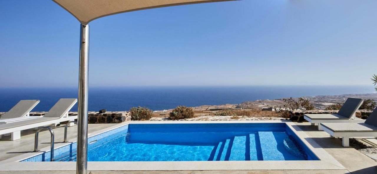Theano Cave & Hotel Imerovigli (Santorini)