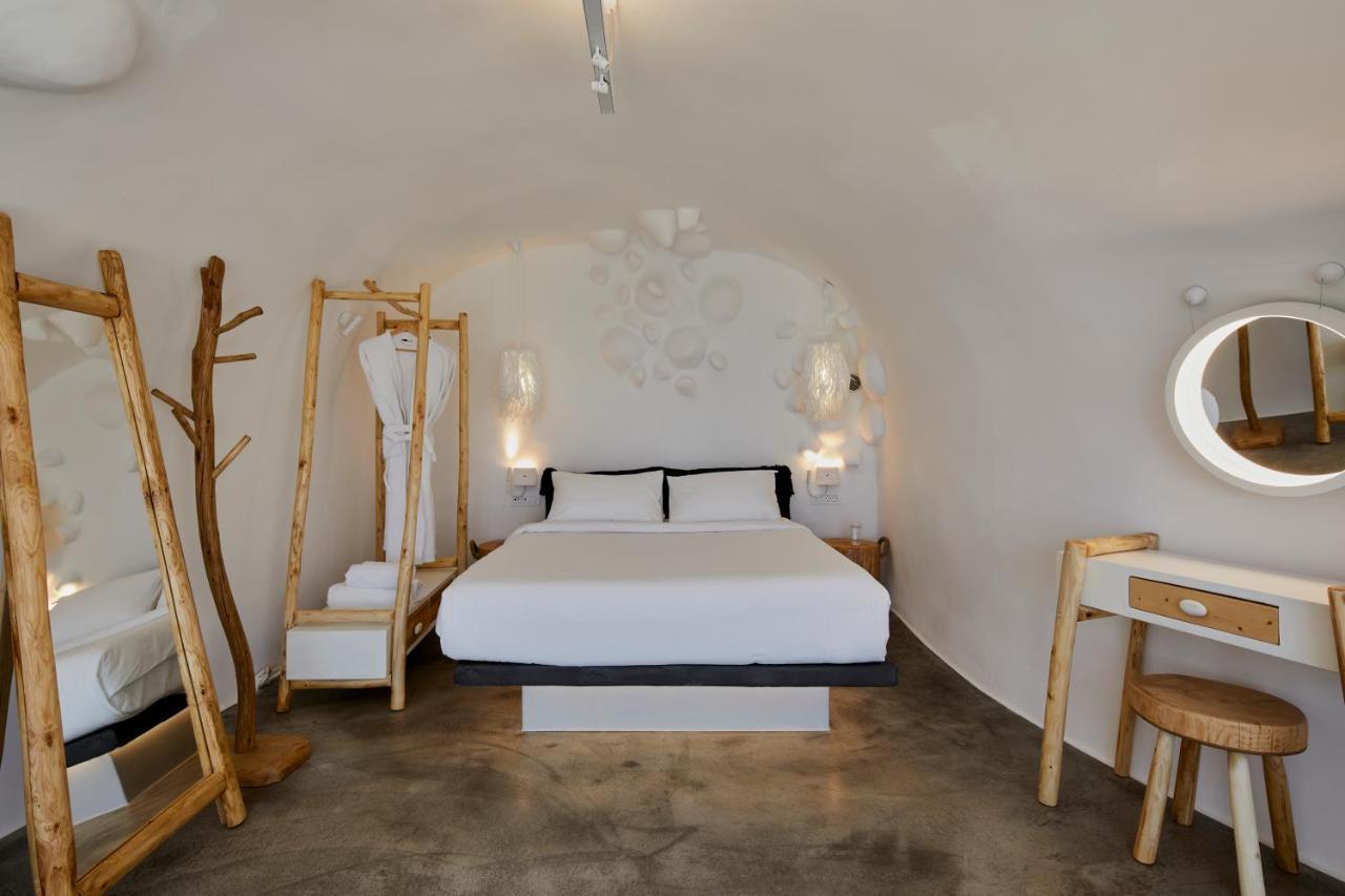 Theano Cave & * Imerovigli (Santorini)
