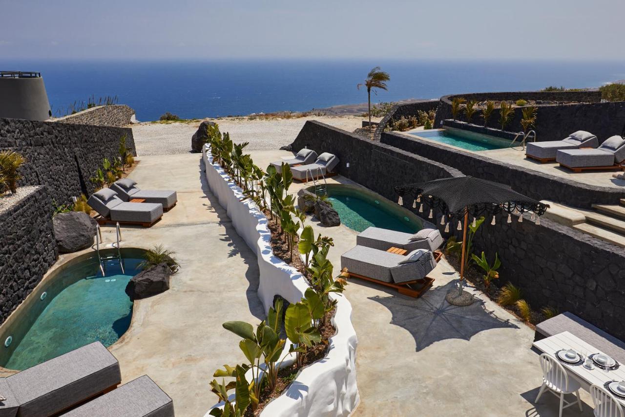 Theano Cave &