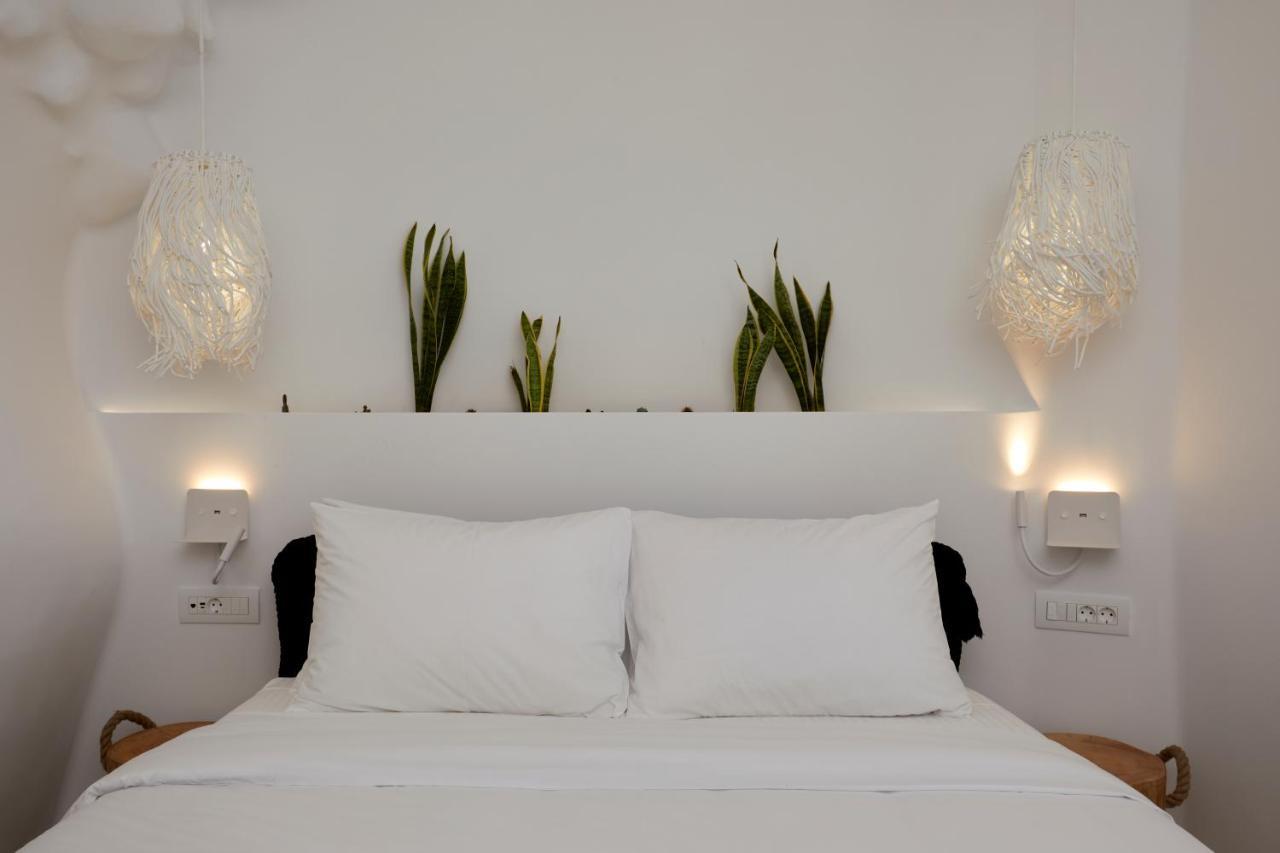 Hotel Theano Cave & Imerovigli (Santorini)