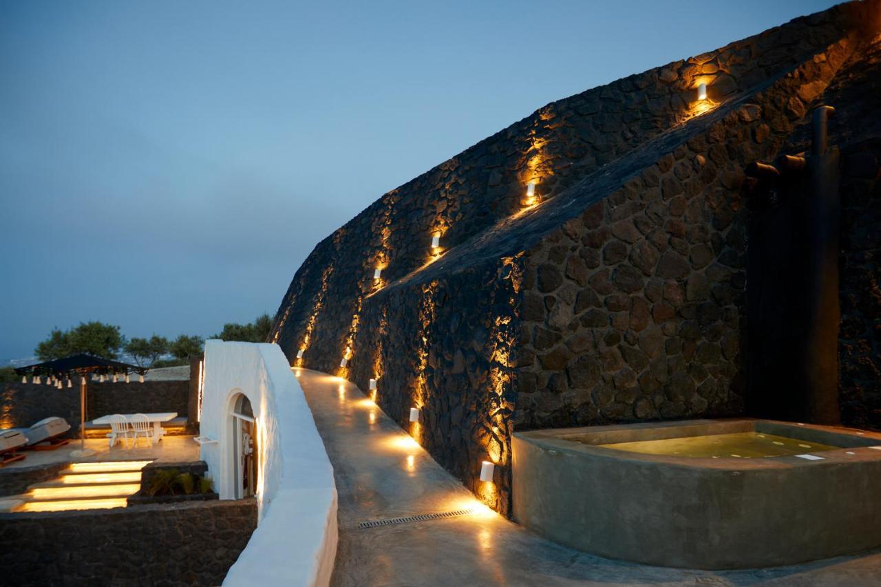 Theano Cave &